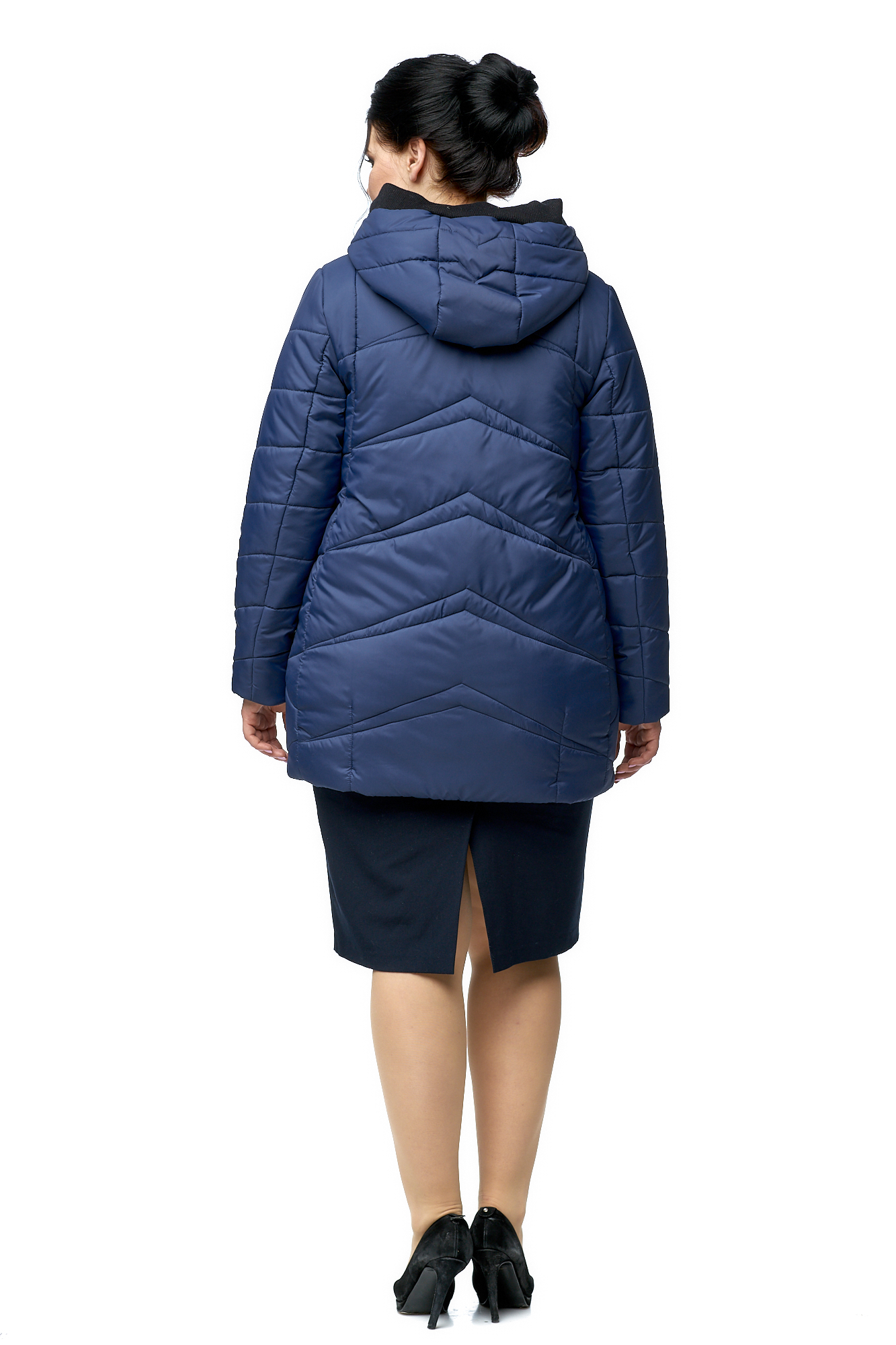 Куртка женская из текстиля с капюшоном 8001022-3